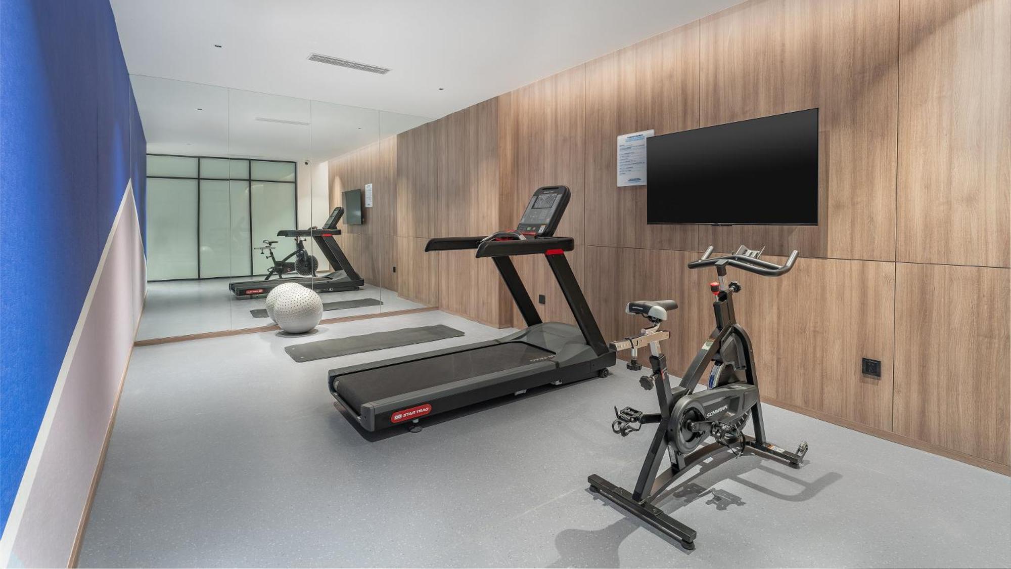 Holiday Inn Express Qingdao Shibei By Ihg Exterior foto
